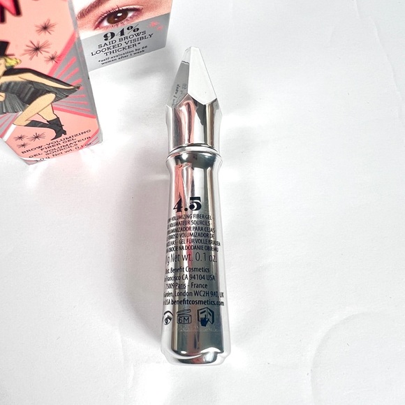 Benefit Cosmetics Gimme Brow + Shade 4.5 - Picture 4 of 5